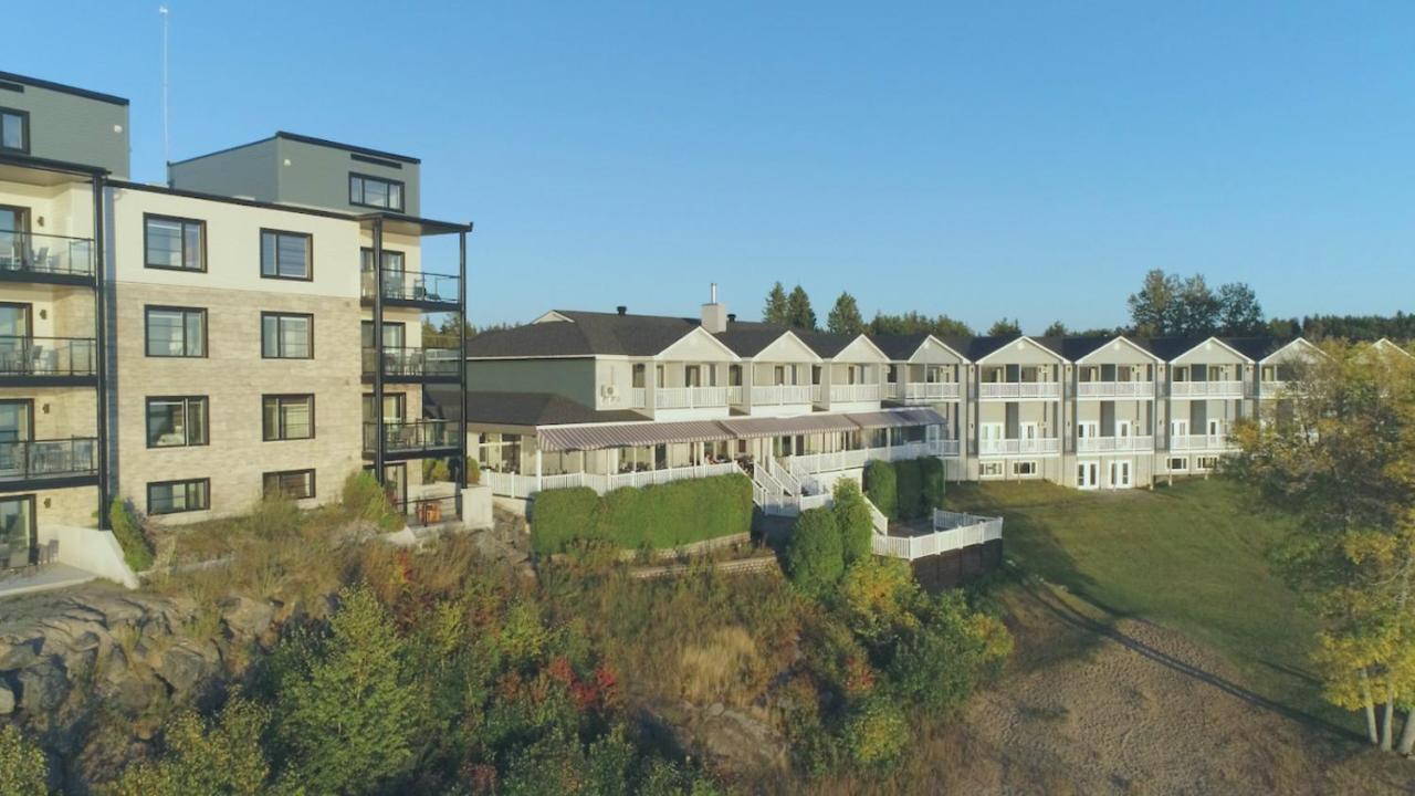 Auberge Des Iles Saint-Gédéon Exteriör bild